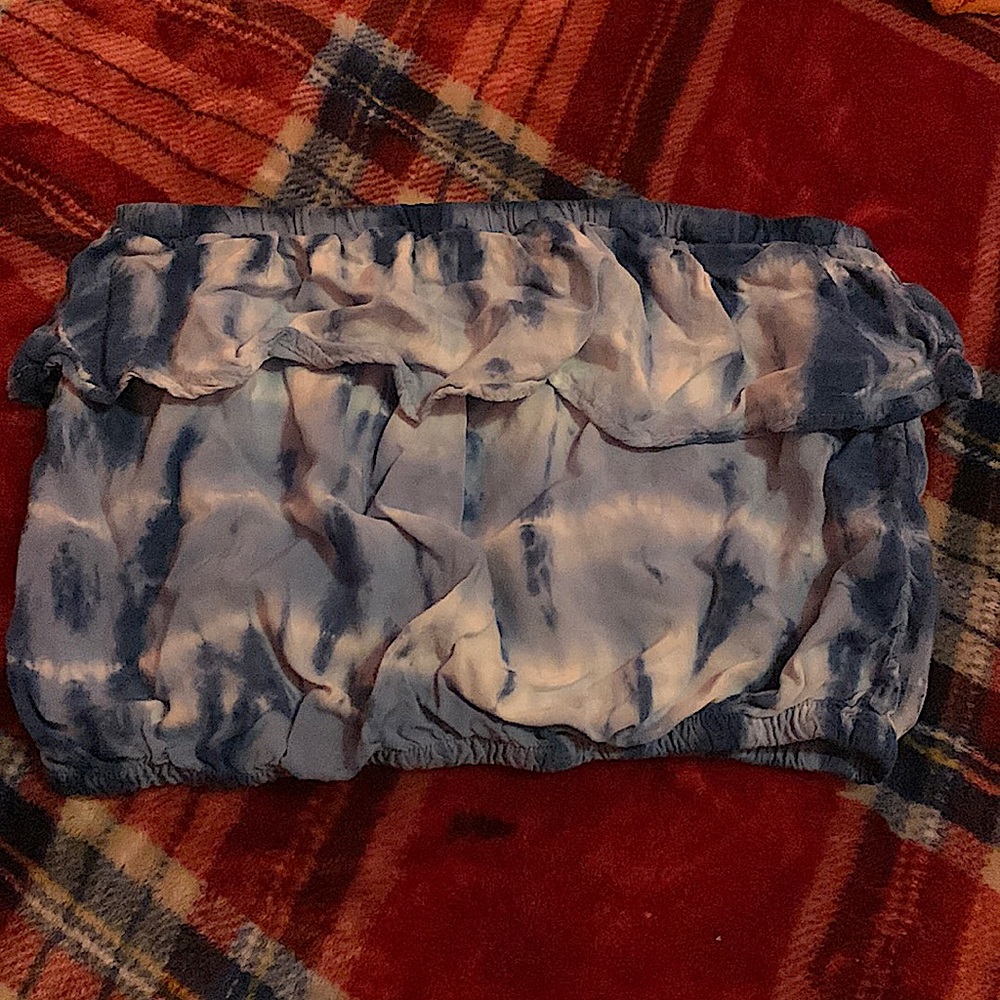 Blue sky tube top
